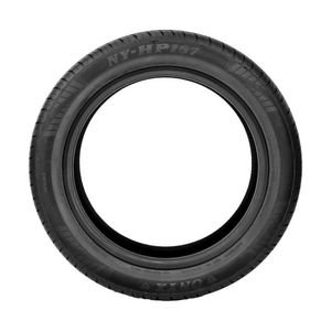 Pneu Onyx Aro 17 NY-HP187 215/60R17 96H XL